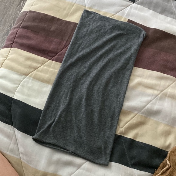 Gray sheer long wrap - Picture 10 of 17